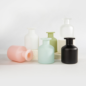 Luxus transparent matt rosa Bernstein schwarz leer zylindrische Aroma therapie Glas Milchglas 150ml Flasche - Product Image 4