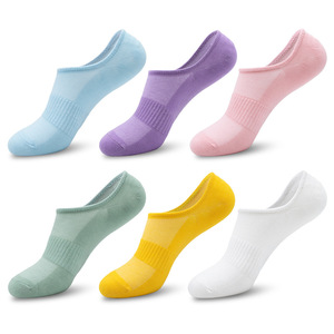 <span class=keywords><strong>Chaussettes</strong></span> basses invisibles en bambou respirantes antidérapantes en silicone fines pour l'été, très vendues pour hommes - Product Image 2