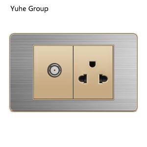 Prise murale thaïlandaise en aluminium brossé avec port USB-C pour ordinateur - Product Image 6