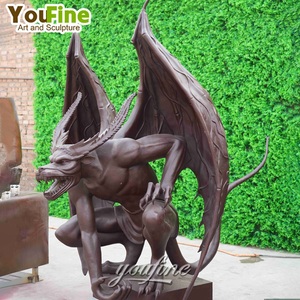 Statue de Gargoyle ailé en bronze coulé grandeur nature, grande sculpture de monstre pour la décoration de parcs, de cours et de jardins - Product Image 2