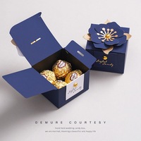 Boîte à bonbons florale bleue créative Offre Spéciale pour boîte-cadeau de faveur carrée de fête de mariage pour l'engagement