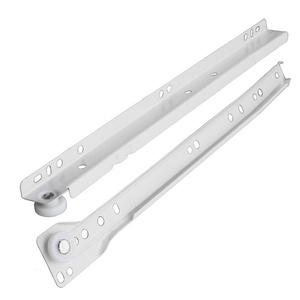 Riel de deslizamiento de dos secciones con montaje lateral y soporte inferior para uso en cocina, comedor, exteriores y dormitorio - Product Image 6