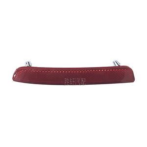 Reflector de luz para parachoques trasero Volkswagen Sagitar, rojo, con clip, lado del conductor izquierdo, lado del pasajero derecho - Product Image 2