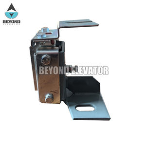 El <span class=keywords><strong>forro</strong></span> <span class=keywords><strong>de</strong></span> la zapata <span class=keywords><strong>de</strong></span> guía <span class=keywords><strong>de</strong></span> dos orificios deslizante del riel principal del coche del elevador Mitsubishi es adecuado <span class=keywords><strong>para</strong></span> el riel <span class=keywords><strong>de</strong></span> guía <span class=keywords><strong>de</strong></span> 10mm - Product Image 3