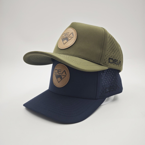 Casquette de golf Elite 5 panneaux avec patch en cuir personnalisé, faible MOQ, logo gravé au laser OEM, profil structuré moyen, accessoire sportif classique - Product Image 2