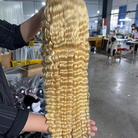 Perruque Weiqi Hair 613 Blonde, Perruque en Cheveux Humains Vierges Naturels avec Dentelle Transparente 13x4, Perruque Frontale en Dentelle Ondulée 613 Colorée pour Femmes Noires