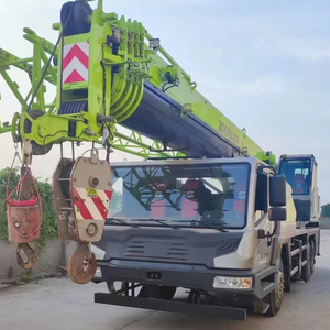 Grue d'occasion Zoomlion ZTC250A5-3 de 25 tonnes en bon état, pièces essentielles fiables, levage sécurisé pour travaux d'ingénierie sur site - Product Image 1