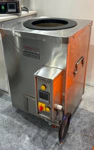 Best Quality Electric Tandoor Oven with Temperature Control Non Stick Grill for Chapati Pizza and Kebabs Available For Sale - Product Image 3
