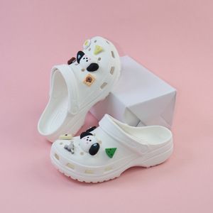 Zuecos Beige con Diseño de Perro de Dibujos Animados para Mujer, Sandalias de Playa para Exteriores, Cómodas, con Punta Cerrada, Suela Suave Antideslizante, para las Cuatro Estaciones - Product Image 5