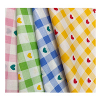 Tissu imprimé 100% coton tissé sergé organique anti-boulochage à motif cœur et carreaux pour la literie textile de maison et les vêtements pour enfants et robes de filles