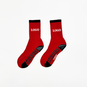 Sports ocken aus massiver Baumwolle Jugend crew Bequemer, atmungsaktiver, verdickter Boden für das tägliche Fitness studio Benutzer definiertes Logo Gestickte rote Socke - Product Image 2