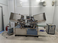 Machine de remplissage et de scellage automatique électrique haute vitesse à 2 têtes d'alimentation pour tubes en plastique de produits chimiques, cosmétiques et crèmes