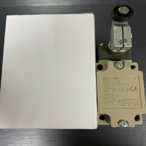 Interruptor de límite D4B-1111N D4B1111N - Product Image 1