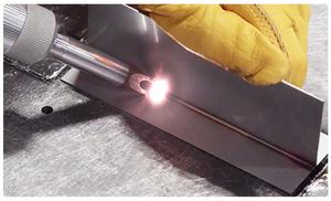 Prezzo di fabbrica BWT <span class=keywords><strong>Laser</strong></span> in fibra fonte di energia 1500w BFL-CW15-A per la saldatura utilizzato per la saldatrice <span class=keywords><strong>Laser</strong></span> palmare - Product Image 6