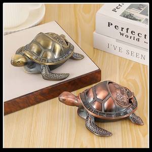 Cendrier portable minimaliste en métal avec couvercle décoré de tortue, forme ronde, design sur pied pour la maison et la <span class=keywords><strong>voiture</strong></span> - Product Image 2
