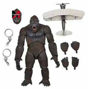 Figura de Acción Coleccionable <span class=keywords><strong>King</strong></span> <span class=keywords><strong>Kong</strong></span> vs Godzilla <span class=keywords><strong>Skull</strong></span> Island City Ape con Avión, en Caja - Product Image 1