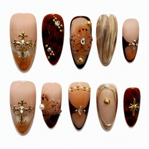 Uñas Postizas en Forma de Almendra con Diseño Degradado Estilo Francés, Metálicas en Relieve, Pre-Diseñadas con Pegamento - Product Image 5