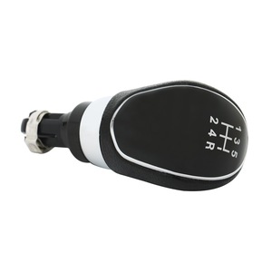 Pomo de palanca de cambios de cuero negro y plateado de 5 y 6 velocidades ergonómico para vehículos Ford - Product Image 3