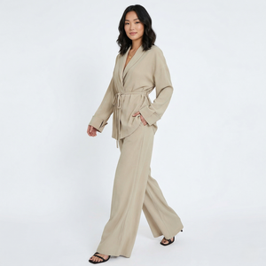 V-hals damesblouse, elegante lange mouwen, bijpassende stijlvolle wijde broek, 2-delige set, los, zomer, milieuvriendelijk, ademend - Product Image 3