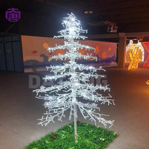 Árbol de Navidad Decorativo con Luces LED de Cristal, IP65 Impermeable, Iluminación Exterior con Control Remoto, Colores Personalizables para Eventos Comerciales - Product Image 6