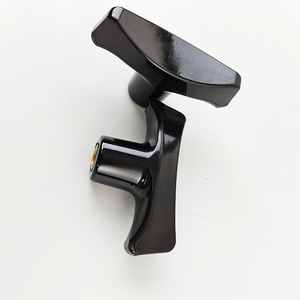 Manija de operación de máquina con mango en T de baquelita, especificaciones M8 M10 para maquinaria de embalaje - Product Image 1