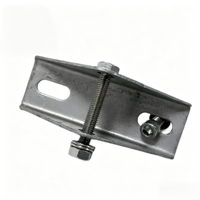 Connecteur triangulaire en acier au carbone de grade 4 avec revêtement Zn-Al-Mg et galvanisation à chaud pour système de support solaire