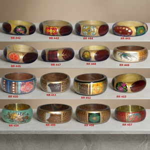 Pulseras de boda para mujer BS INTERNATIONAL de alta calidad, estilo religioso, de resina ecológica, con diseño de esferas de marfil, ajustables y personalizables. - Product Image 3