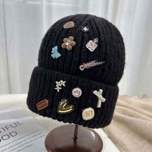 Gorros de Punto Acrílicos de Moda al por Mayor, Gorros de Invierno Comunes para Mujer, para Viajes - Product Image 4
