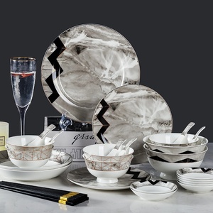 Ensemble de vaisselle en céramique en gros, assiettes et bols en porcelaine blanche de style japonais, fabriqués en porcelaine fine pour la maison - Product Image 2