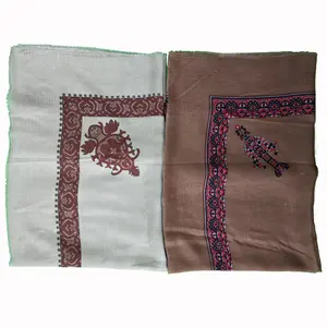 Pañuelo de poliéster con estampado de imitación para hombre, bufanda barata de poliéster con bordado, venta al por mayor