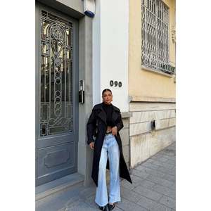 เสื้อโค้ทหนังยาวสำหรับผู้หญิง แบรนด์ Black Hosanna บุด้วยผ้าฝ้าย ติดกระดุมแถวเดียว ไซส์พลัส ลายพิมพ์สำหรับฤดูหนาว - Product Image 4