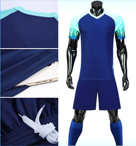 Vente en gros de maillots de football bleu neutre, technologie de sublimation de haute qualité, vêtements de football pour équipes de service OEM - Product Image 2