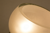 Lampe de chevet artistique en verre soufflé à la bouche, forme organique, avec éclairage doux et diffuse, alimentation AC/DC, LED à intensité variable, design décoratif