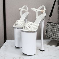 2024 Designer marque caoutchouc bas talons hauts Sexy Stiletto sandales pour femmes 26cm tendance de la mode
