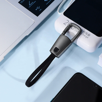 Câble de charge rapide USB Type-C en alliage de zinc de haute qualité avec logo personnalisé, gaine en PVC, porte-clés et crochet en fer
