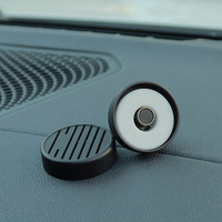 Fabricant de boîtiers de diffuseurs de parfum de voiture ronds en métal usinés CNC avec logo personnalisé OEM, clip de ventilation, désodorisant d'air