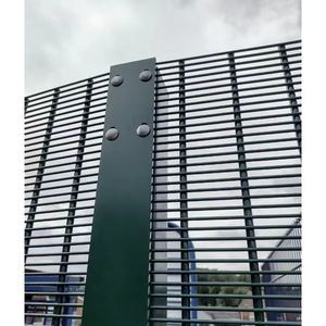 2025 clôture antivol de haute sécurité 358 enduite de vert de nouvelle conception avec la barrière électrique d'impulsion à haute tension - Product Image 4