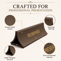 Support de Table Triangulaire en Cuir PU de Luxe, Élégant, Durable, Fait Main, Personnalisable avec Logo, Vente en Gros pour Restaurants et Hôtels