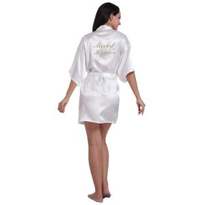 Personalizzato Sposa di <span class=keywords><strong>Seta</strong></span> Robes Donne Pianura Breve di <span class=keywords><strong>Seta</strong></span> Kimono in Raso Robe Accappatoio Damigella D'onore Vestire Abiti di Raso per Le Donne - Product Image 1