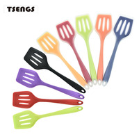 Spatule en silicone multifonctionnelle résistante à la chaleur de haute qualité pour la cuisine à domicile pour les œufs, un ustensile de cuisine indispensable