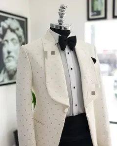 Últimas Bespoke Shawl Lapel Ternos do Marfim dos homens Custom Made Casamento Blazer Pedra Tuxedos Traje 3 Peças Skinny Men Suit