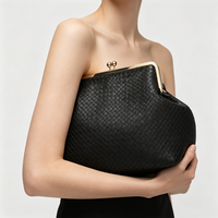 Sac à main rétro en cuir PU tressé pour femme avec fermoir Kiss Lock, sac bandoulière détachable, idéal pour les soirées et les dîners
