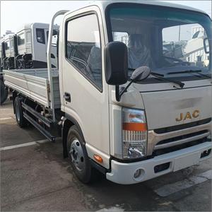 Camion plateau JMC 3360 mm de longueur entre-essieux, Euro 3, 136 CV, 2,5 L Turbo Diesel, 4,2 m, transport interurbain de matériaux de construction sur de courtes distances - Product Image 2