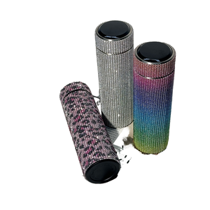 OEM/ODM 500ml Copa inteligente con tachuelas de diamante Pantalla de temperatura LED Estilo deportivo para acampar con caja de embalaje al por mayor - Product Image 1