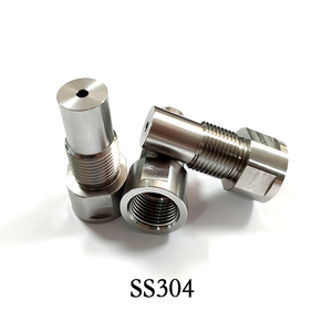 Adaptador espaciador CNC de acero inoxidable M18×1.5 para eliminación de luz de advertencia de motor y protección de sonda de emisiones - Product Image 6