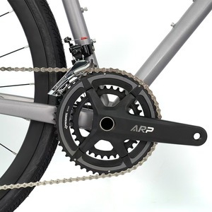 Bicicletta Gravel Pro Leggera in AL6061 con Forcella in Fibra di Carbonio ad Alto Modulo e Cavi Interni per Corse su <span class=keywords><strong>Strada</strong></span> e Gravel - Product Image 3