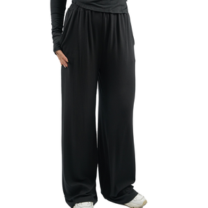 Ensemble deux pièces pour femmes, tenue décontractée, ensemble haut et bas assorti, doux et confortable, pour femmes - Product Image 1