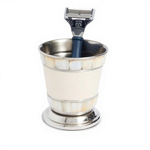 Porte-gobelet brosse à dents en acier inoxydable avec finition émaillée au design unique - Product Image 1