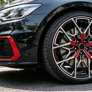 Jantes forgées Hubgraphite noires avec embellissements rouges, pour <span class=keywords><strong>Mercedes</strong></span>-AMG GT Supercar version Performance Légère - Product Image 5