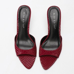 Sandales d'été de luxe pour femmes à talons aiguilles, motif poisson, collection « Designer on Feet & in love », à bout ouvert, talon de 6-8 cm - Product Image 4